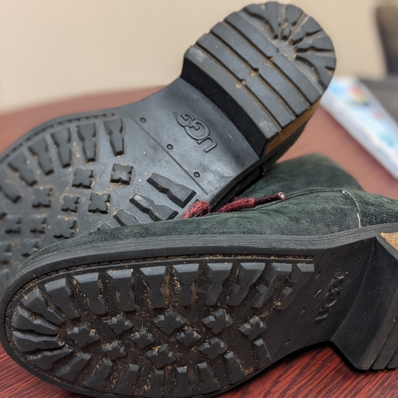 UGGs - Picture 3 of 3